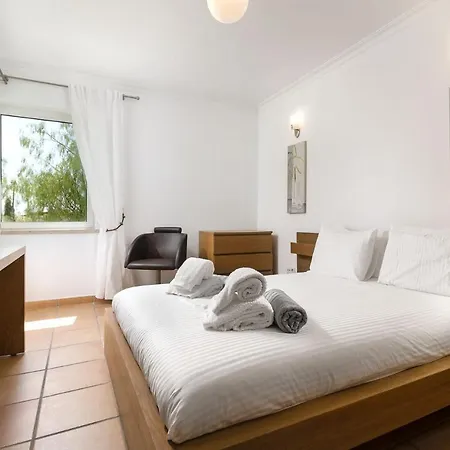 Sol 2 Bedroom Family Apartment *