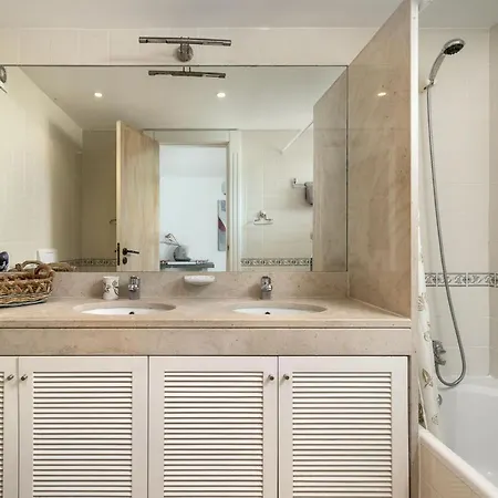 Sol 2 Bedroom Family Apartment